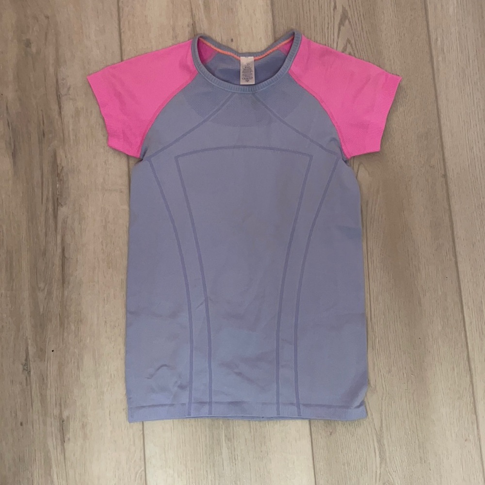 lulu/ivivva top new condition